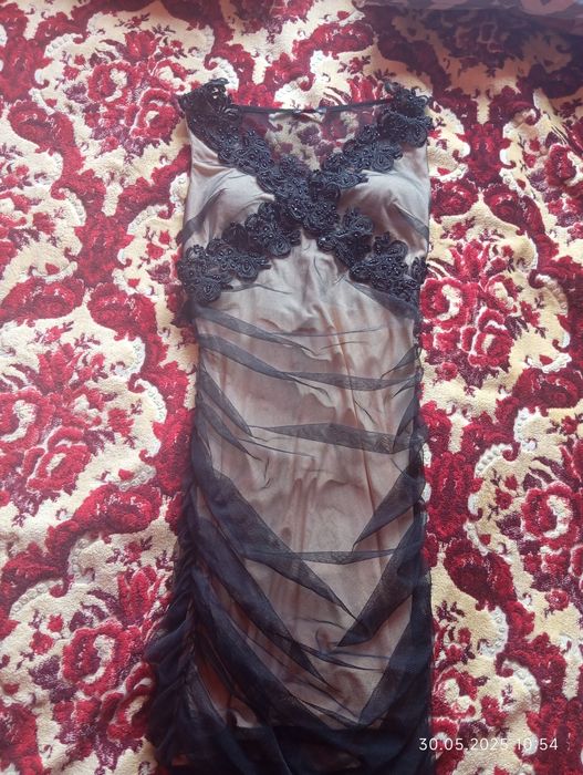 vând rochie de seara