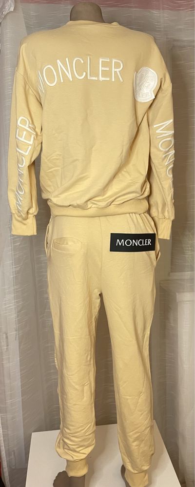 Trening Moncler nou