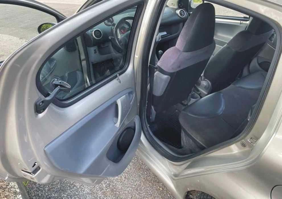 ЧАСТИ Тойота АЙГО 2006-2012г. Toyota Aygo, 5 врати, бензин 1000куб