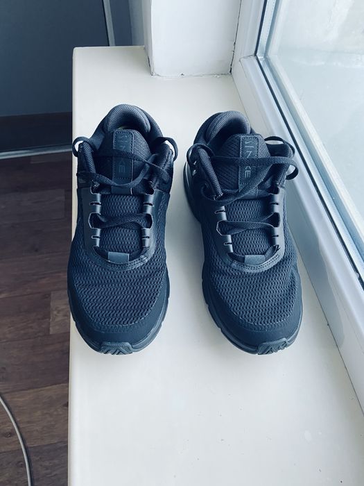 Кроссовки и кеды