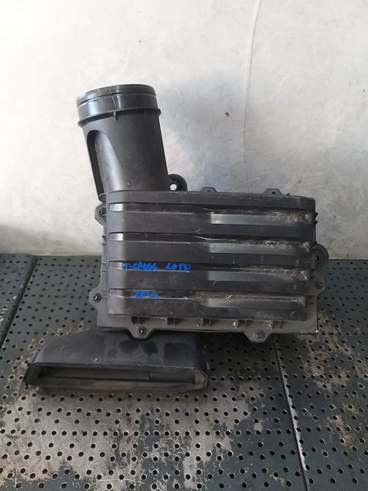 Carcasa filtru aer 1.0 tsi vw t cross c11 d31 2gm129618e 2gm129601c 2gm129601c