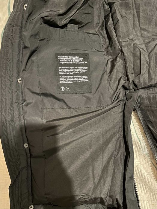 Parka geaca jacheta neagra noua cu eticheta slim groasa iarna