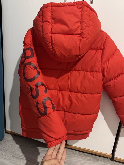 Оригинално детско зимно яке Hugo BOSS 8г