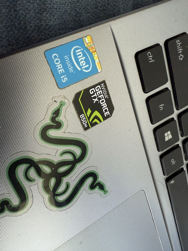 Laptop Asus X550J