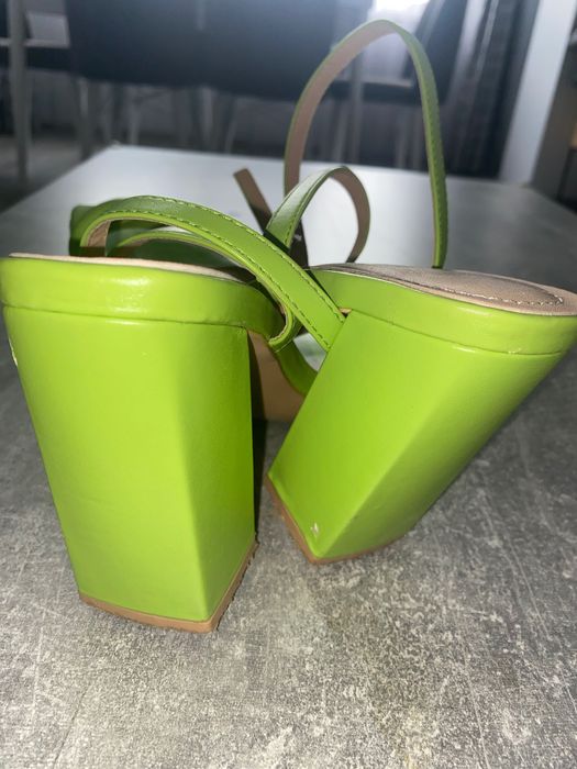 Дамски сандали на ток 38 р-р