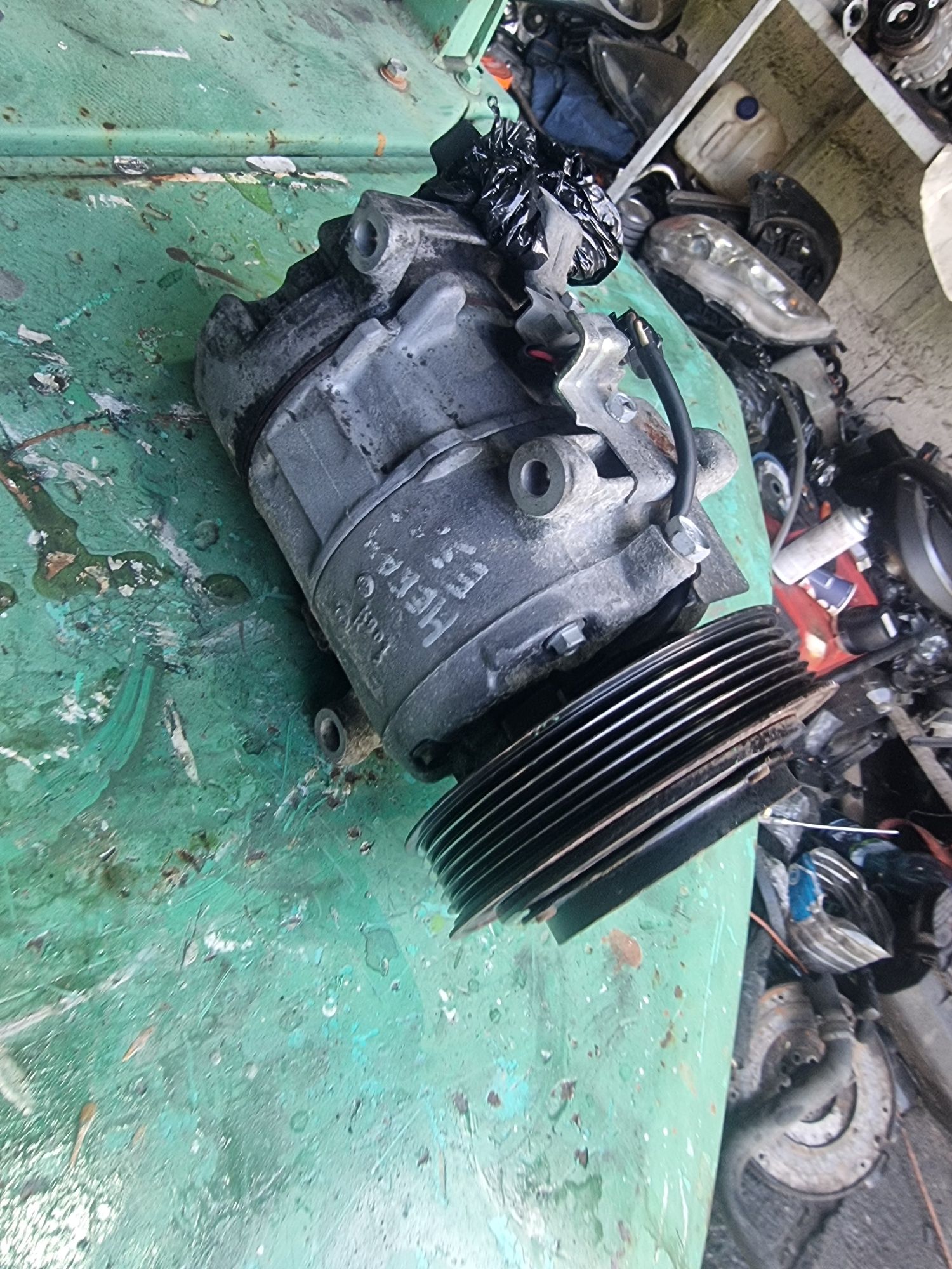 Vindem compresor Clima Renault Megan 1,5 DCI