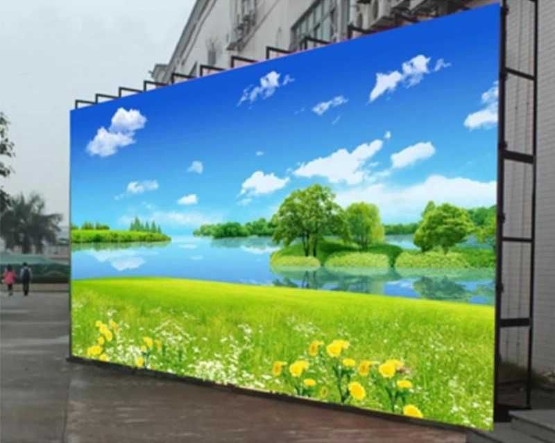 Vand ecran video LED pentru exterior, 4x3 metri sau 6x2 metri