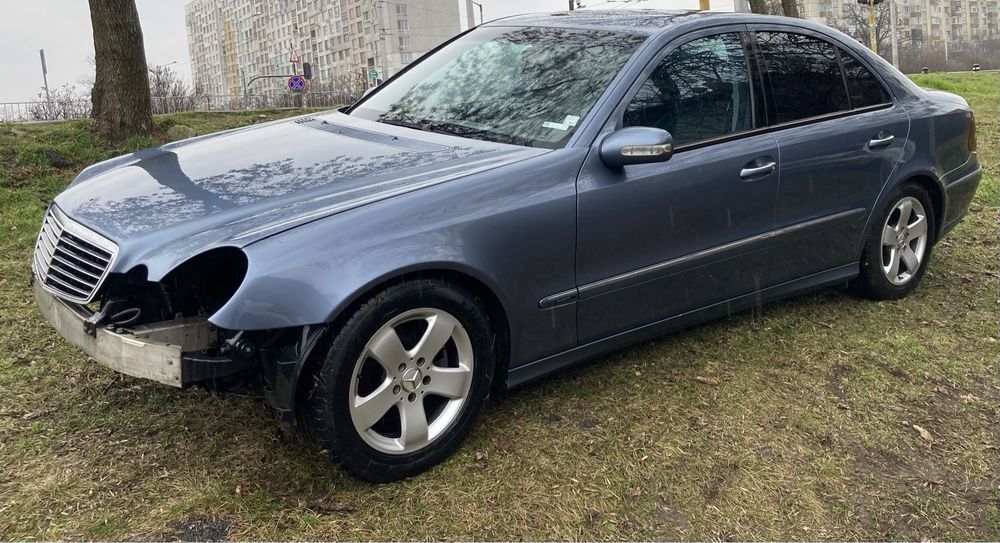 На Части W211 2.2 CDI Mercedes E220 Avantgarde