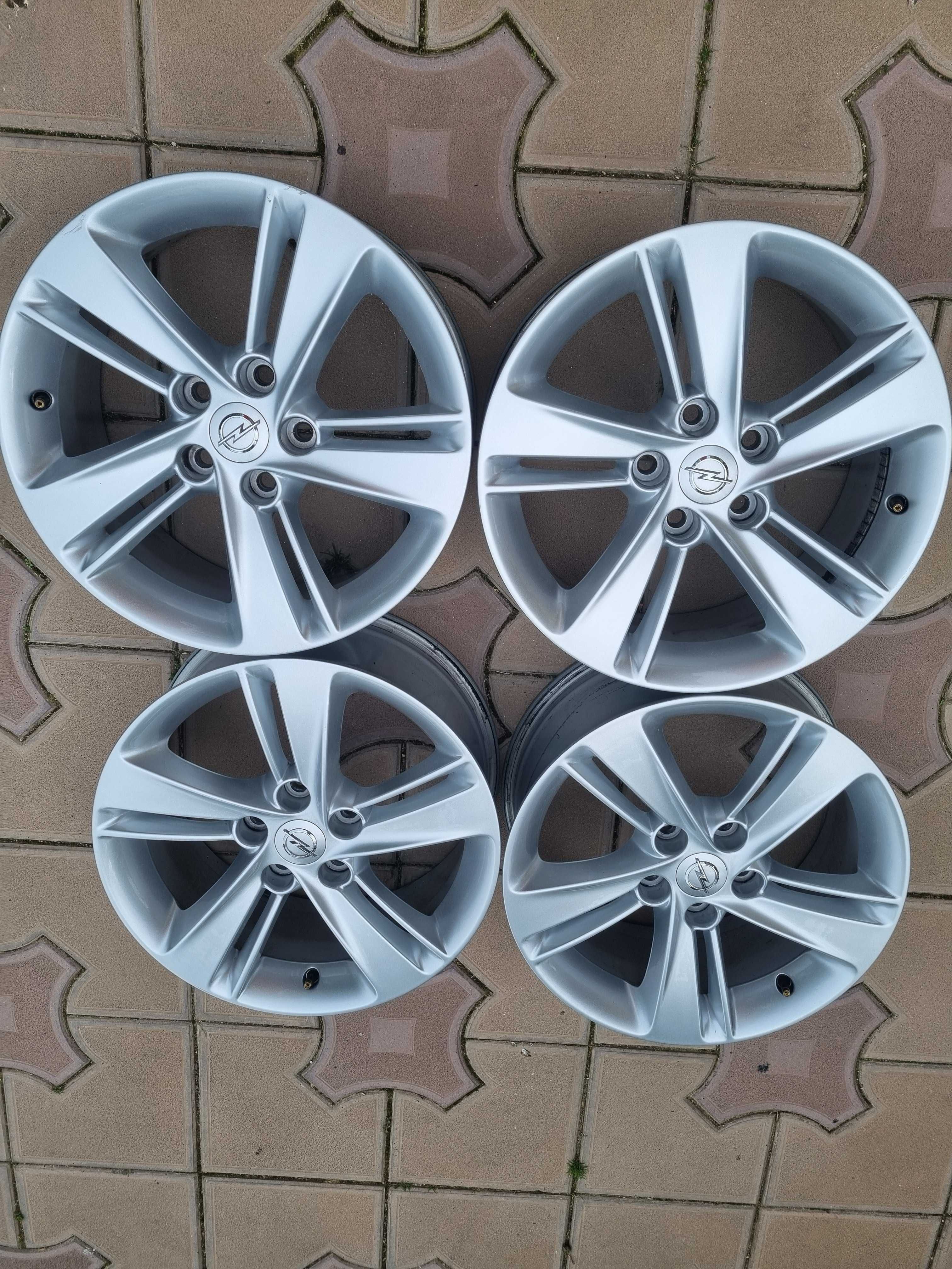 Jante Aliaj 5x115 17'' OEM OPEL INSIGNIA 2020 / ZAFIRA C + SENZORI