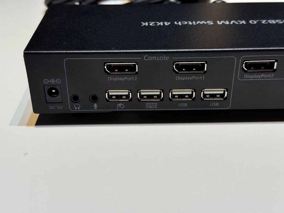 Switch KVM Techly, 2 porturi cu audio si video, 4Kx2K dual, USB, Negru