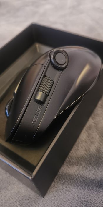 Mouse Asus Pro Art MD 300, ca nou, puțin folosit