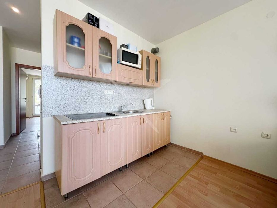 Продава се Двустаен апартамент в к.к. Слънчев бряг - 65 кв.м за 1062 €/кв.м - Снимка #5