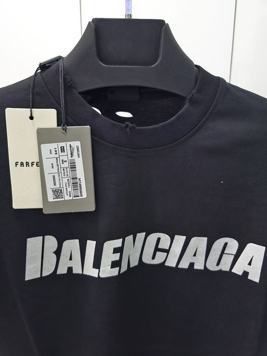 Tricou balenciaga