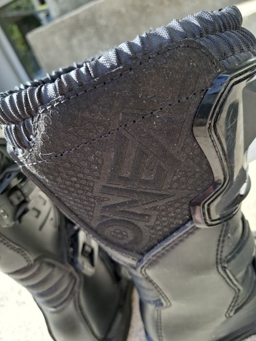 Детски кросови ботуши O'NEIL 
Размер 31
Слагани са няколко пъти,нормал