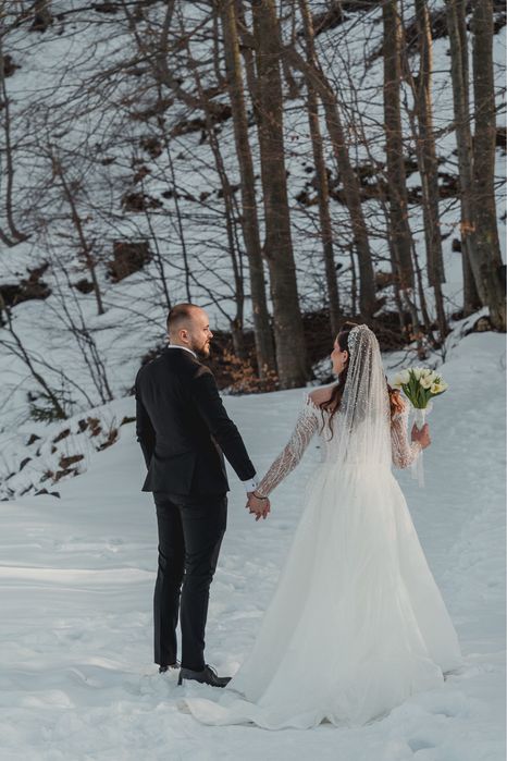 Vând rochie de mireasă