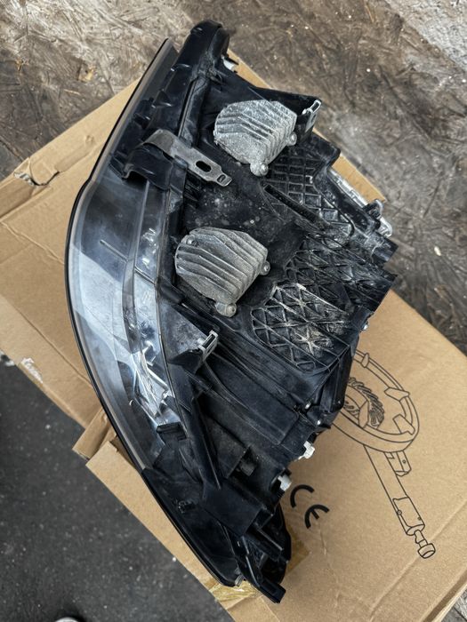 Far dreapta Bi-xenon adaptiv Bmw seria 5 F10 F11 facelift 2014 - 2016