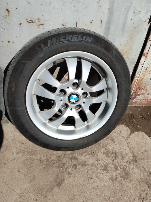 Продавам джанти с гуми за БМВ