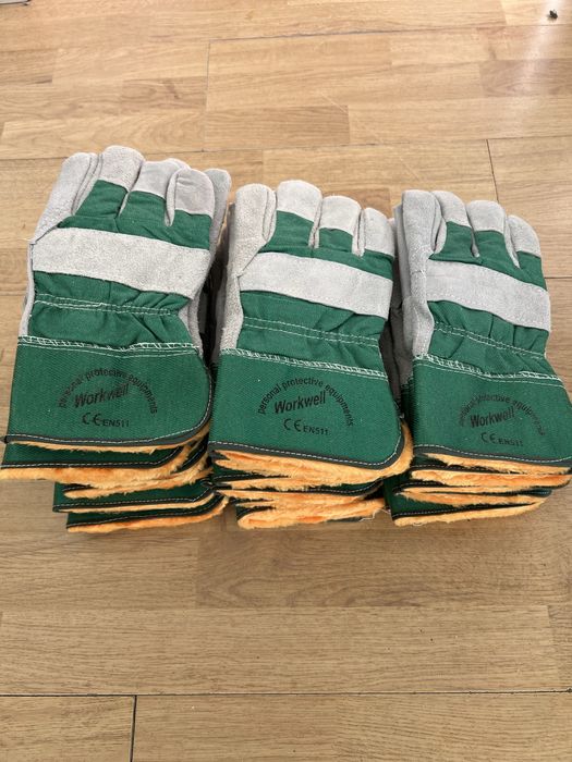 Перчатки зимние утеплённые