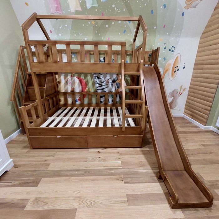 TRANSPORT GRATUIT.Pat etajat-supraetajat.Cod 3505B.