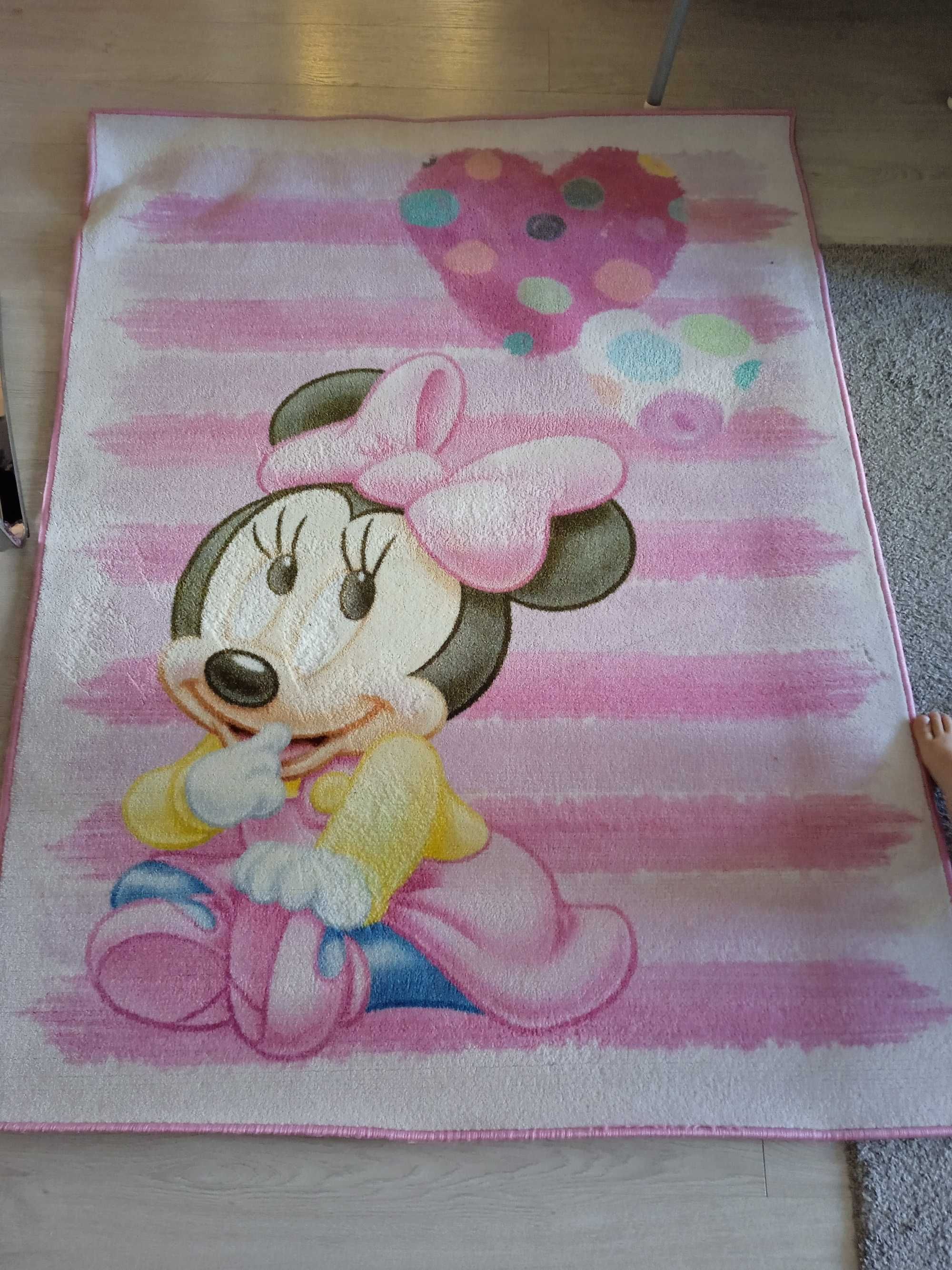 Детски килим Мини маус