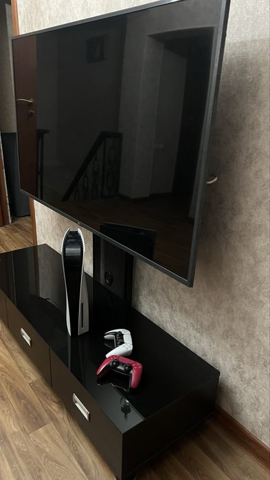 Продам комплектом PS5 с телевизором 65 диагональ.
