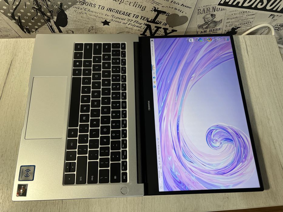 Laptop HUAWEI 475GDSO2