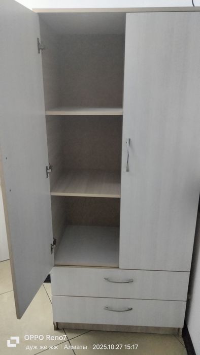 Шкаф в отличном состоянии 2 метра