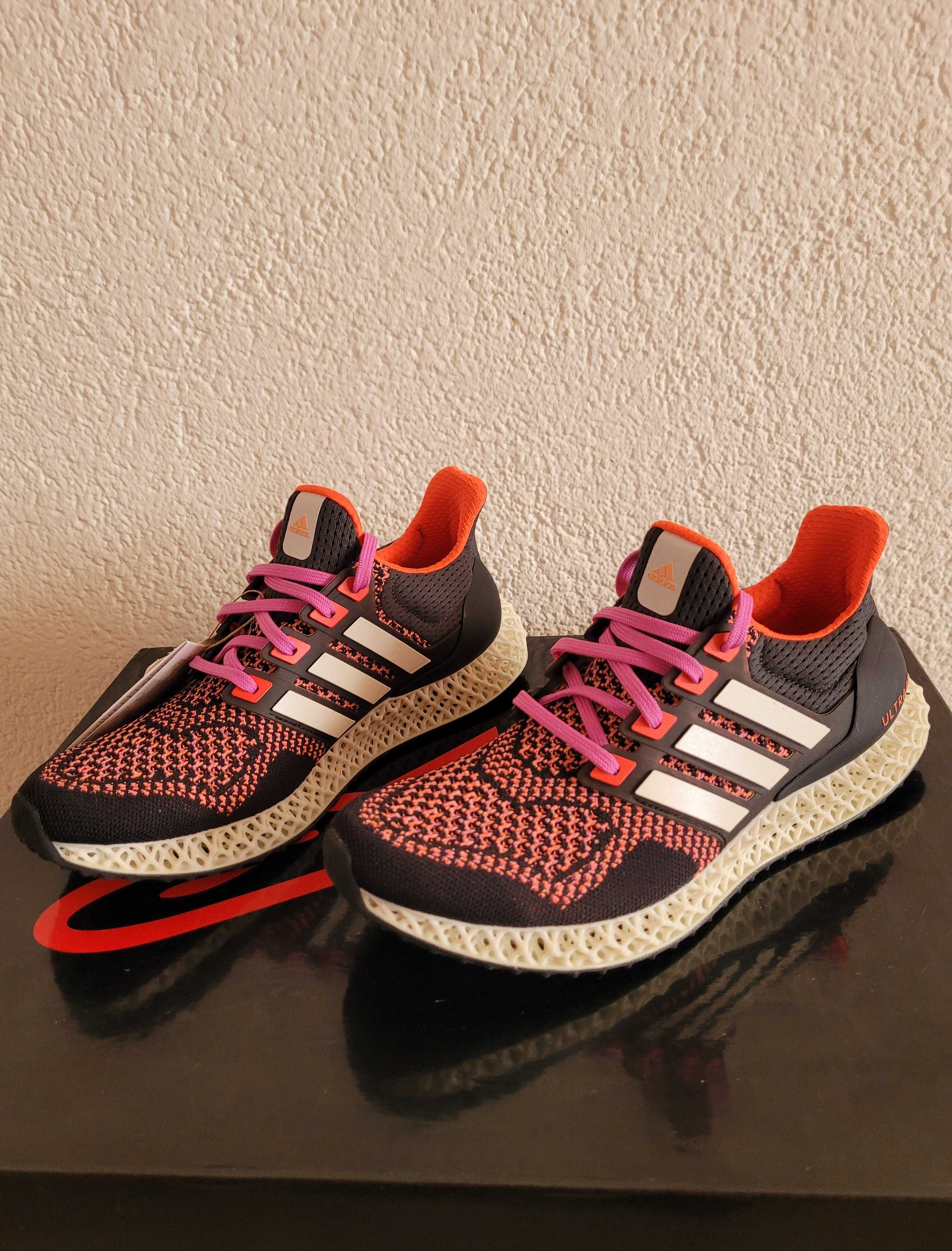 Adidas Ultra 4D, nr. 42 sau 43.