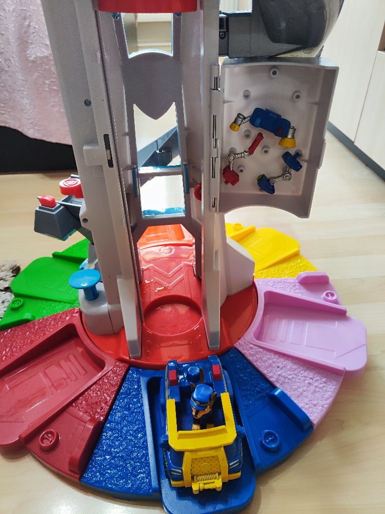 Оригинална голяма база Paw patrol и камион пързалка Paw patrol