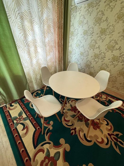 Стол + 5 стульев