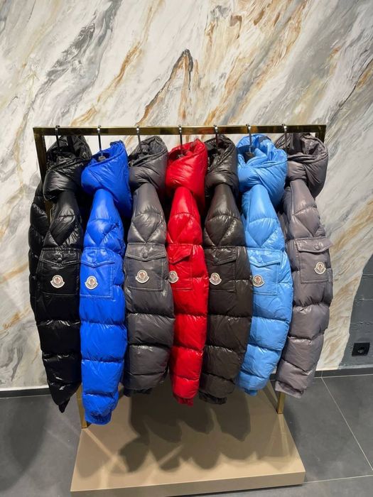 Geaca M.O.N.C.L.E.R maya