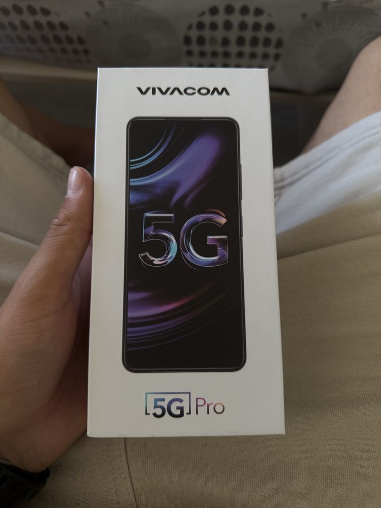 Телефон vivacom 5G 256GB