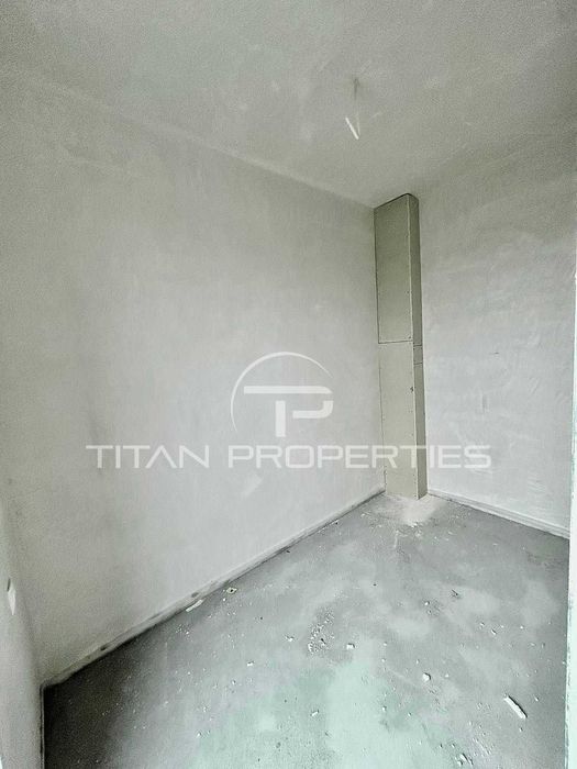 Продава се Тристаен апартамент в Пловдив, Христо Смирненски - 143 кв.м за 2060 €/кв.м - Снимка #9