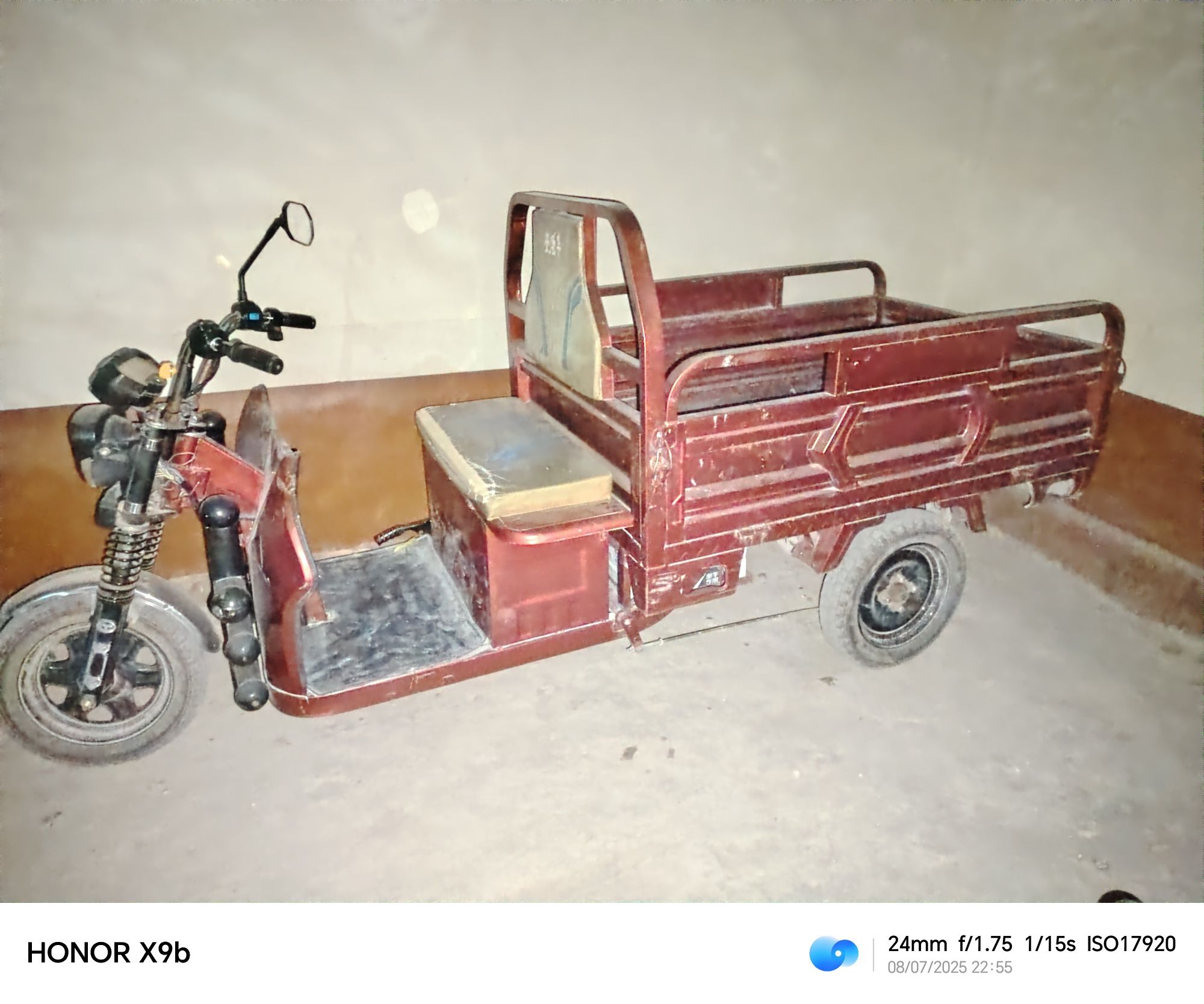 Skuter sotiladi 500 kg lik