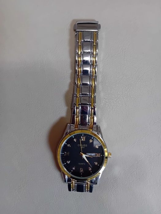 Мъжки часовник само закупен неносен