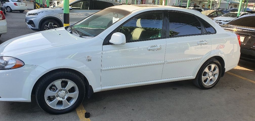Lacetti Gentra avtomat 2019