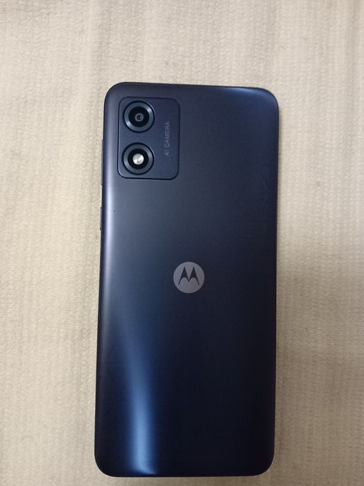 Motorola    E 13
