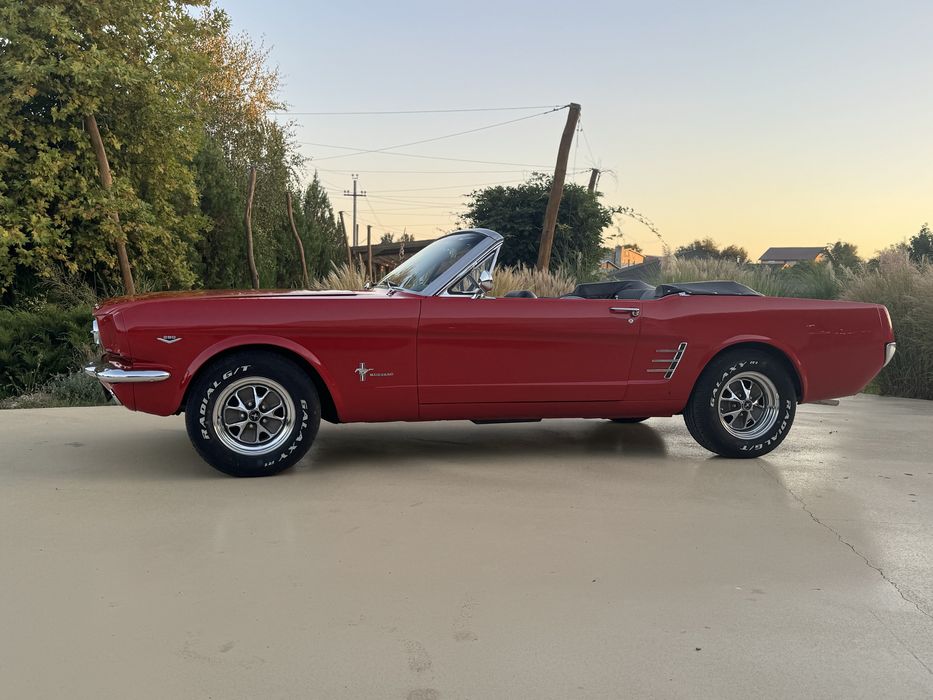 Inchiriez masina de epoca cabrio, pt nunti, evenimente, sedinte foto