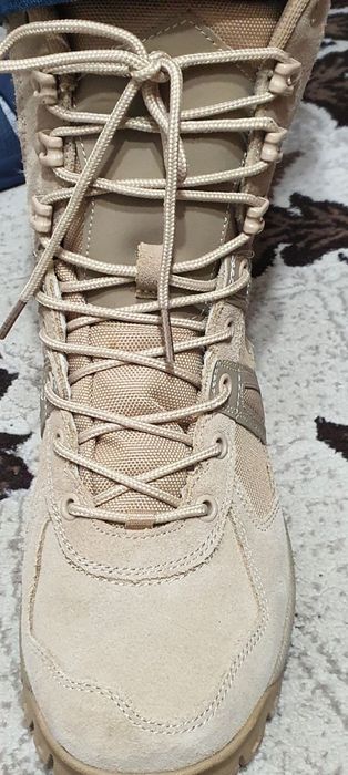 Bocanci MIL TEC marimea 42.