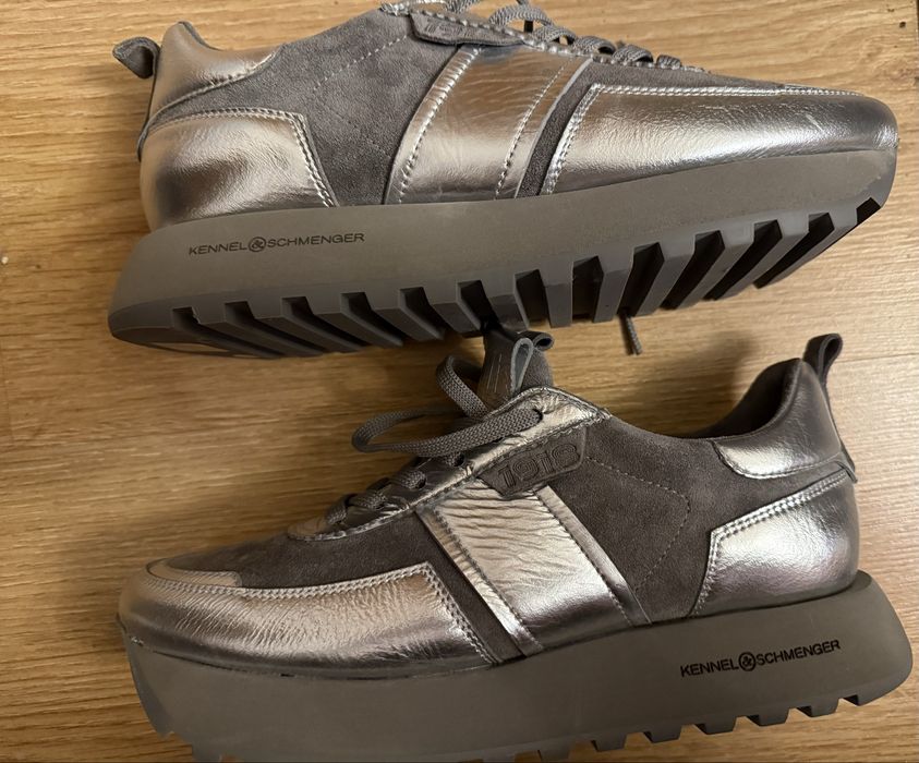 Adidasi noi Kennel & Schmenger
