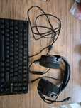 Tastatura Genesis Thor 300TKL + Caști TrustGaming