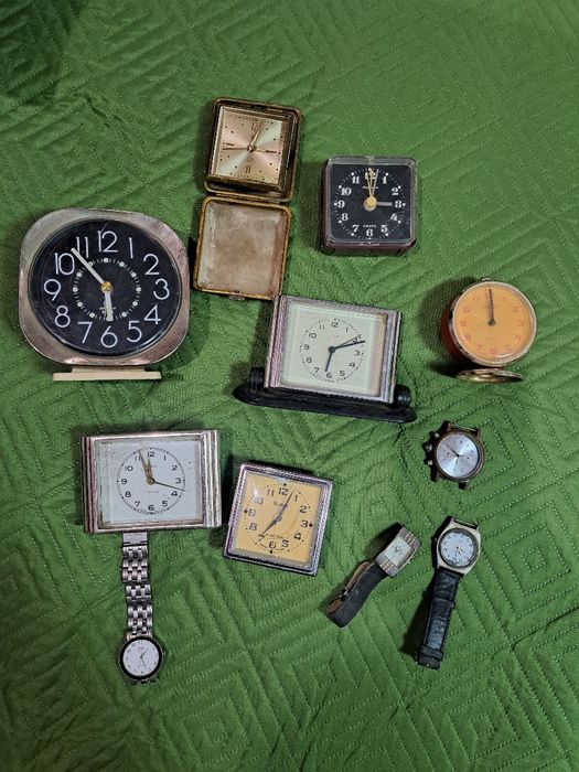 Часовници 120лв .