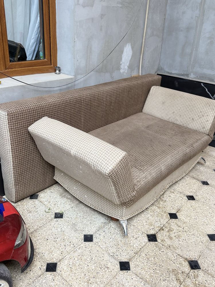 Divan kreslo sotiladi