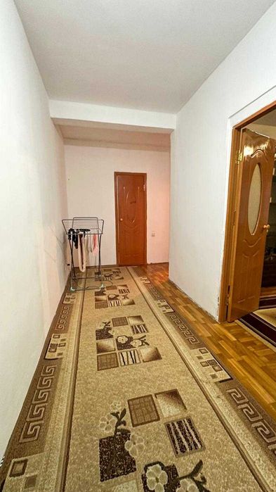 продается 1 комнатная квартира  в МКР КАРАТАЛ Тазабеков Гайни Империя