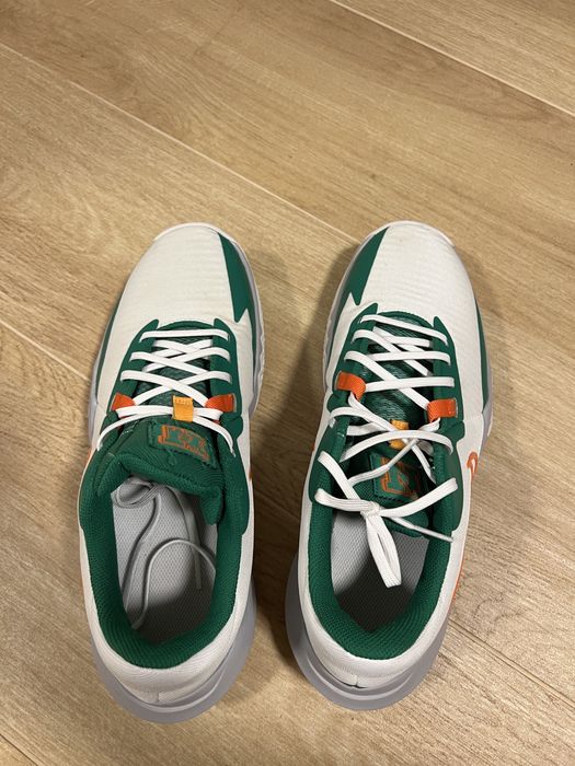 Маратонки nike 44 номер