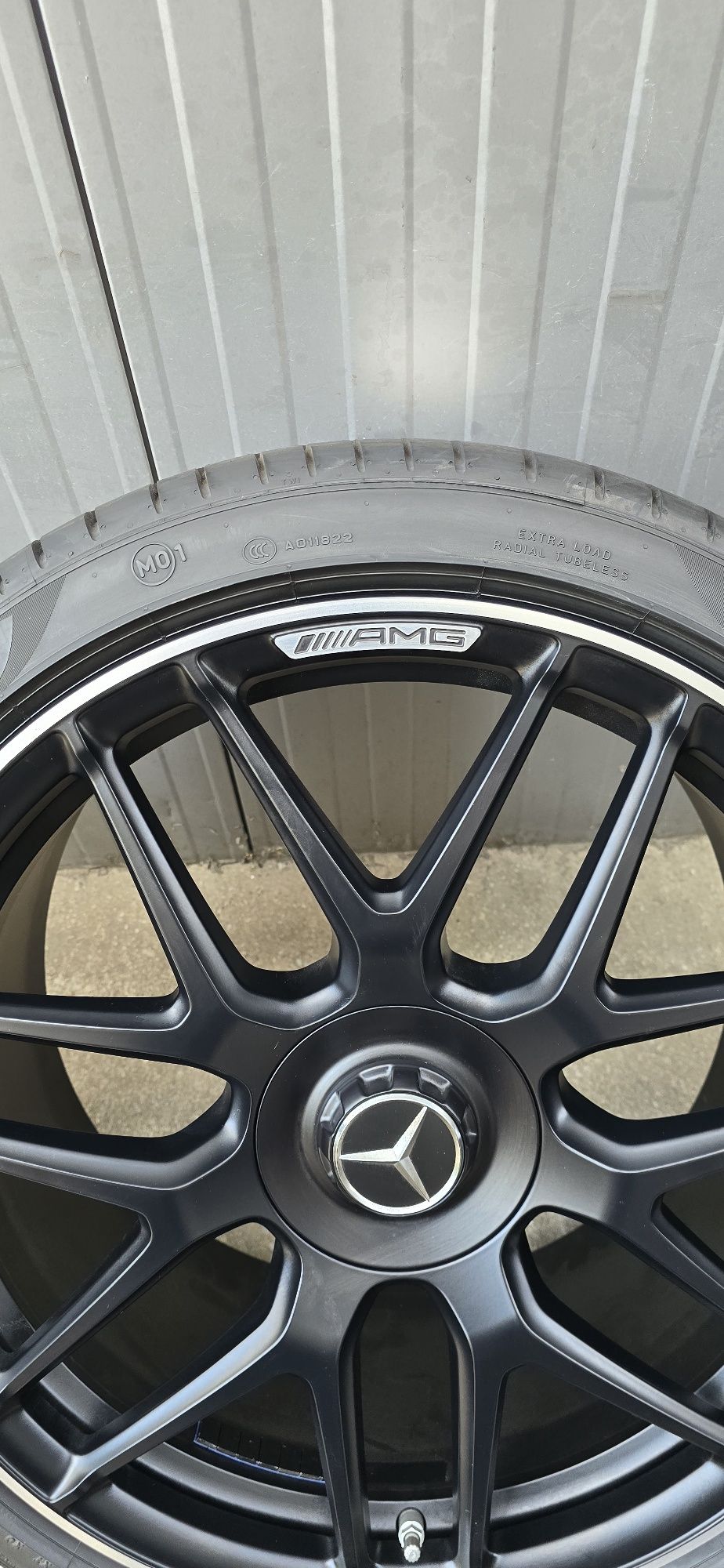 Mercedes-AMG E63/E63S(W213-S213)Оригинални 20 AMG  джанти с нови гуми