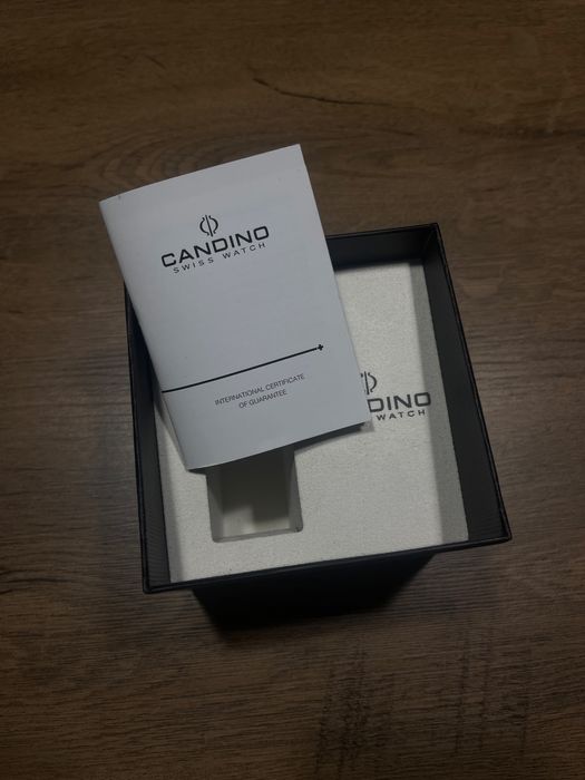 Candino часовник