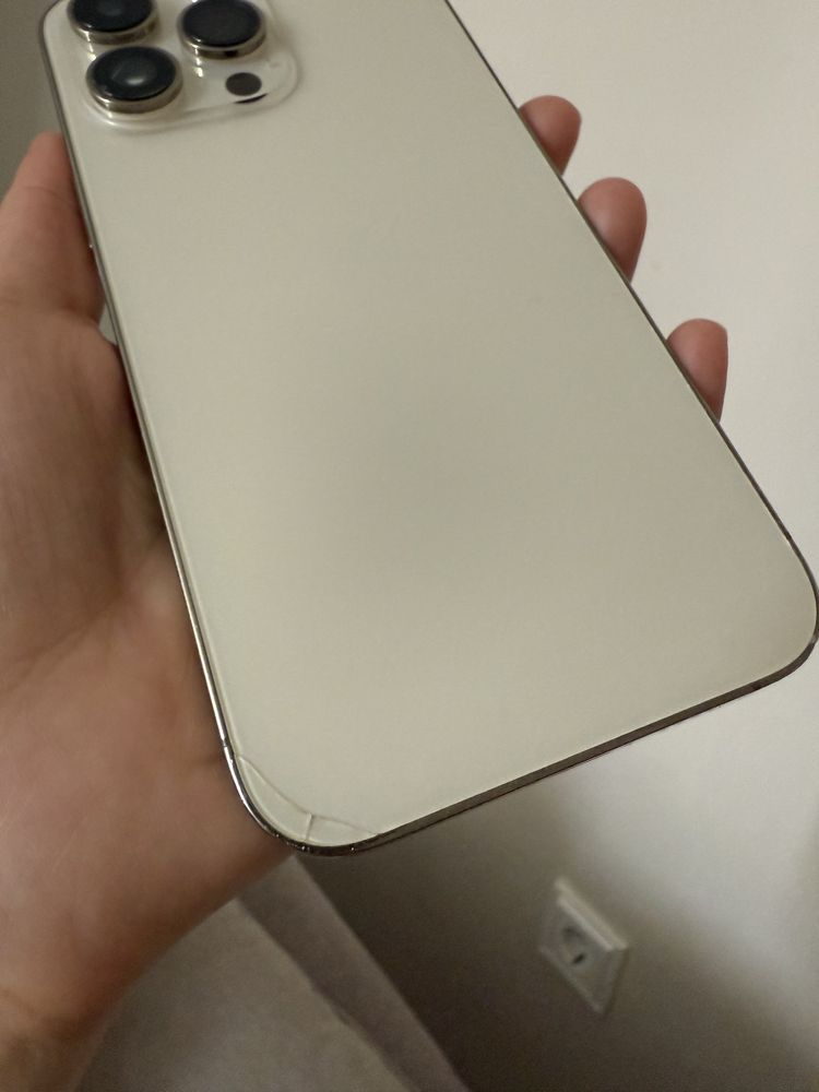 Продам б/у iphone 14 PRO MAX