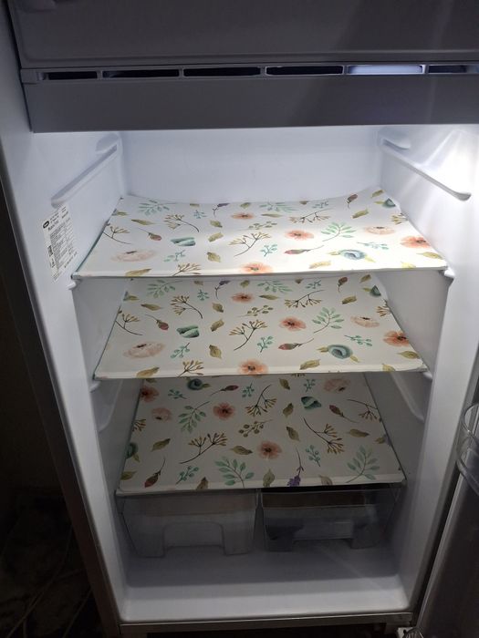 Xolodilnik bryussa yangi 3oy ishlagan