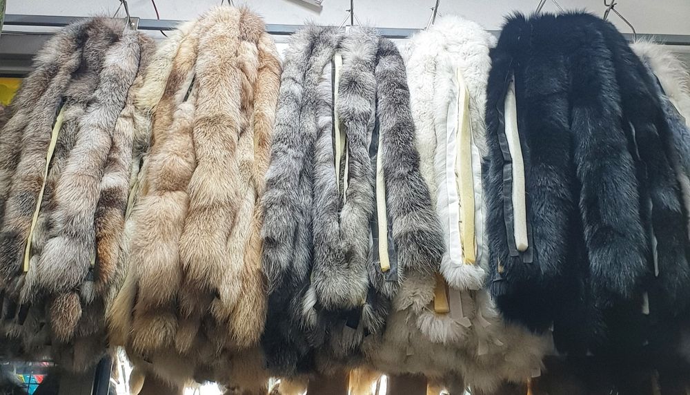 дамска яка за качулка подвижна 100%естествен косъм лъскав здрав лисица